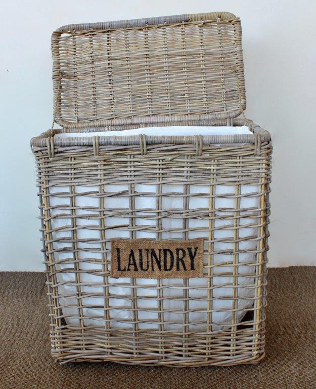 Natural Laundry Basket With Liner